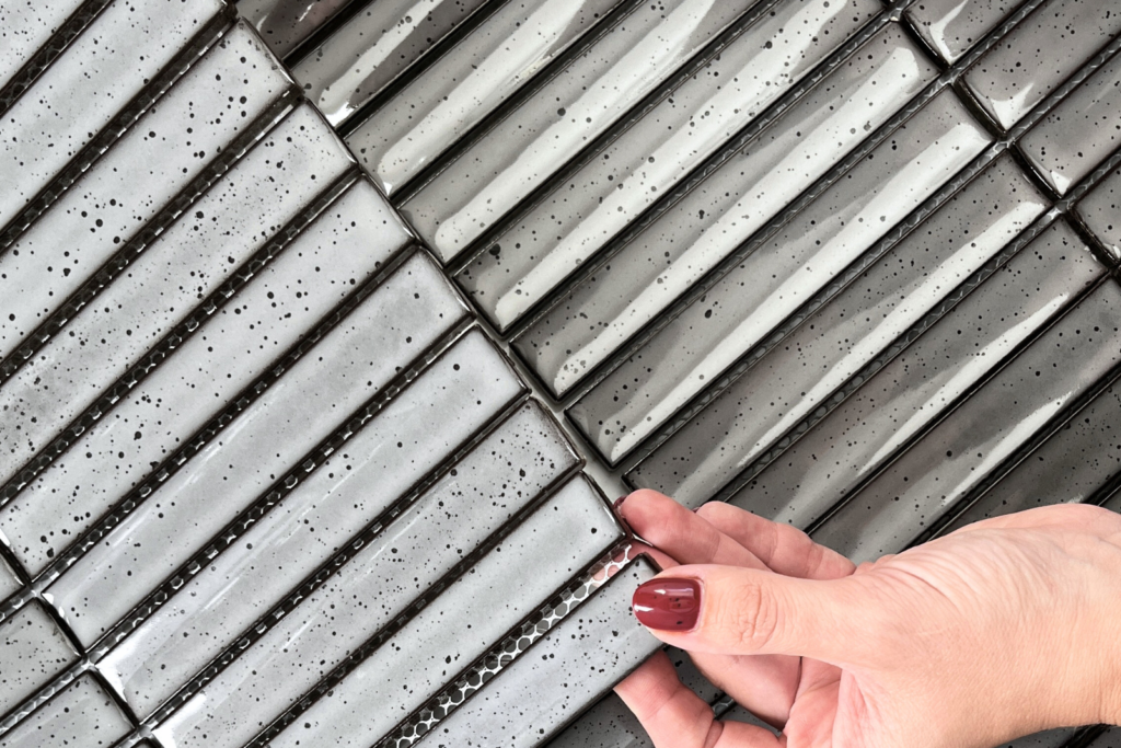 mozaika w paski - szare propozycje od dunin